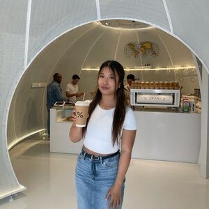 Meet your Posher, Julianna